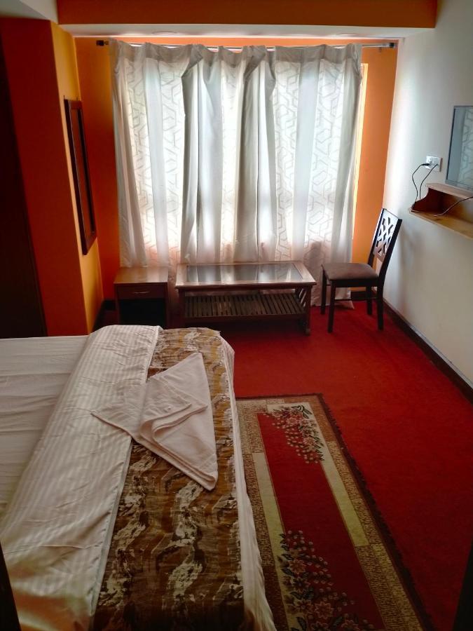 Oyo 12370 Royal Sarava Hotel Darjeeling  Luaran gambar