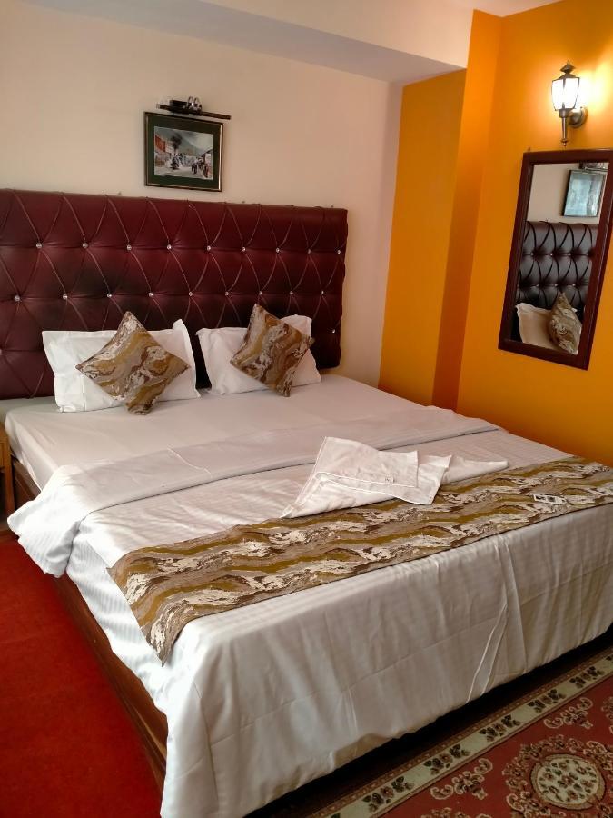 Oyo 12370 Royal Sarava Hotel Darjeeling  Luaran gambar