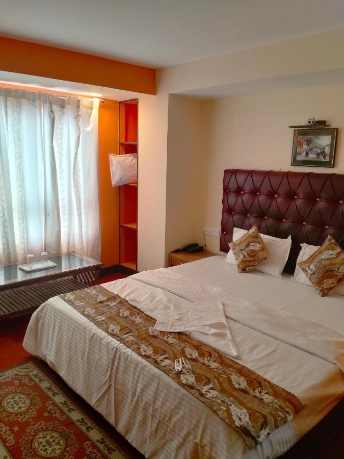 Oyo 12370 Royal Sarava Hotel Darjeeling  Luaran gambar