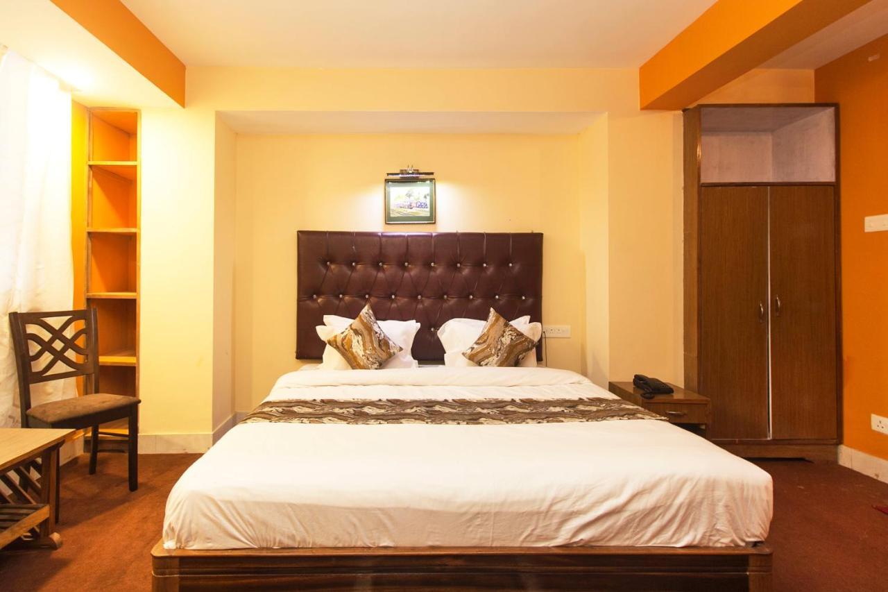 Oyo 12370 Royal Sarava Hotel Darjeeling  Luaran gambar